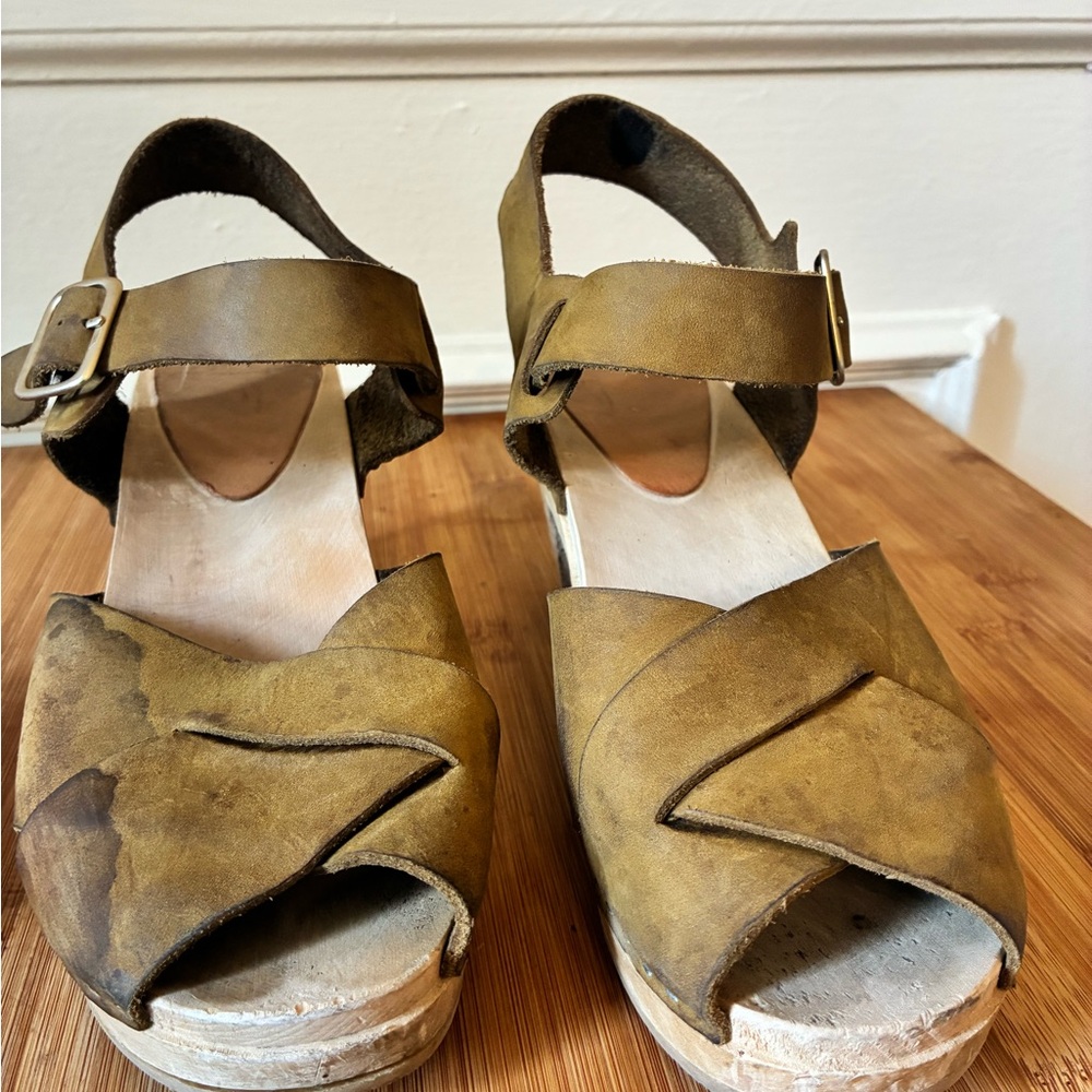 Bryr Emma Crosstoe Heels
